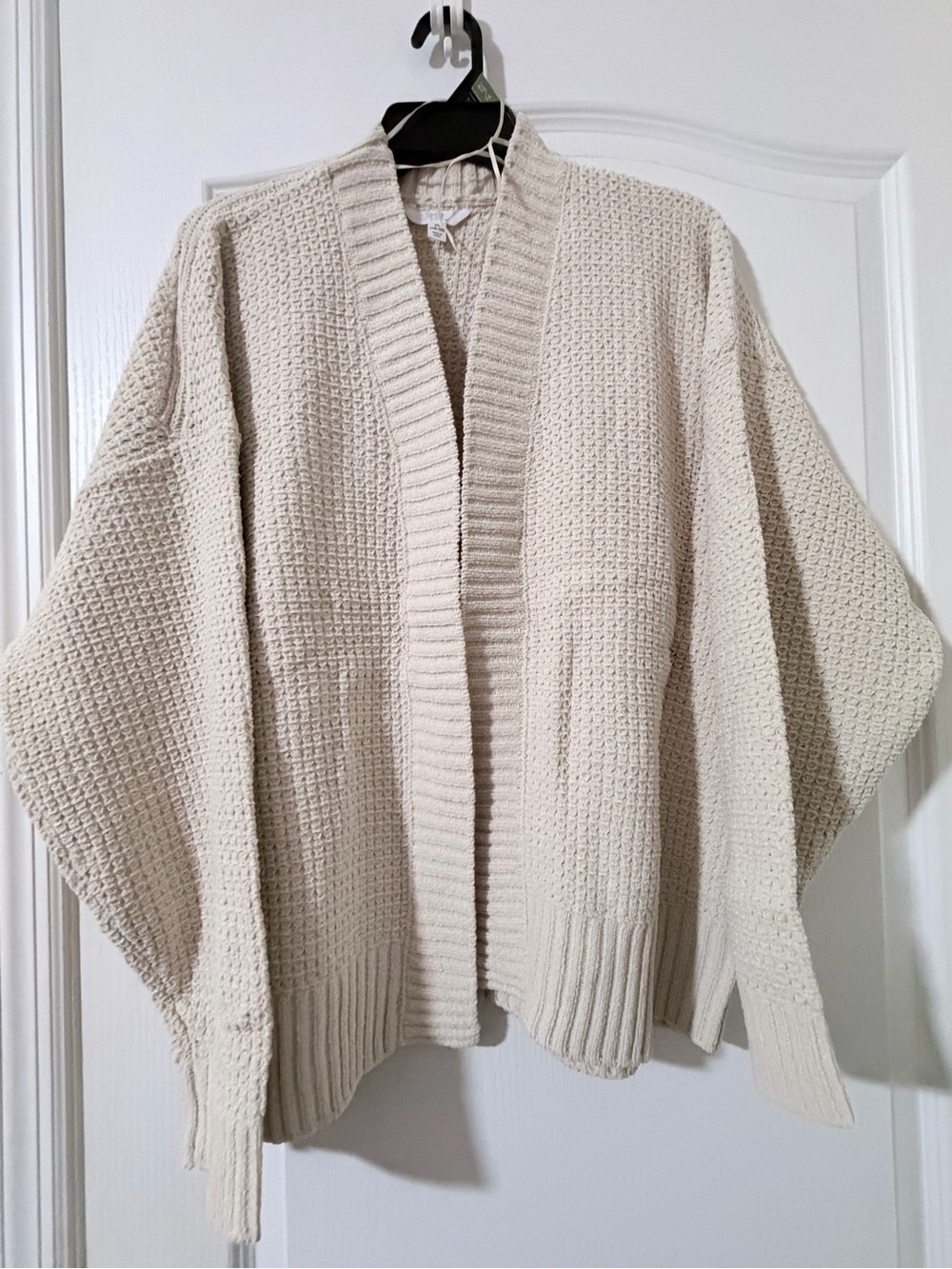 Time and Tru Cream Open-Front Knit Cardigan
